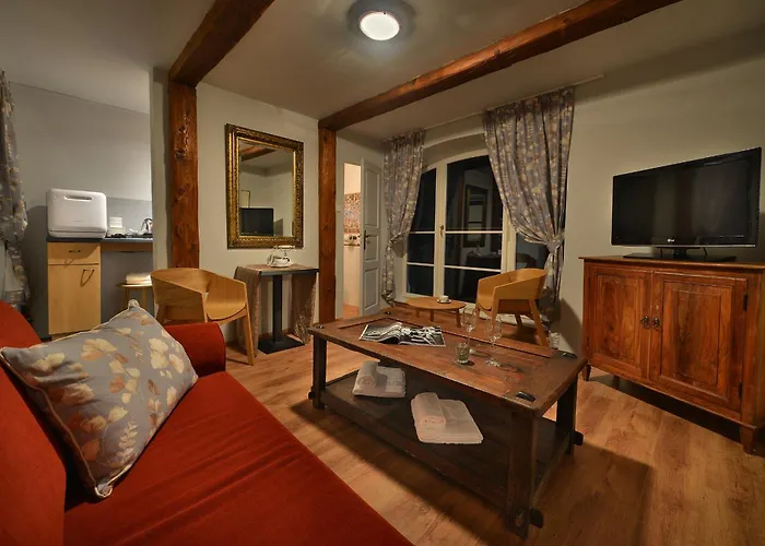 Chateau Loucen Garden Retreat