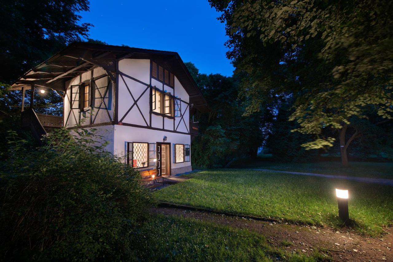 Chateau Garden Retreat Hotel